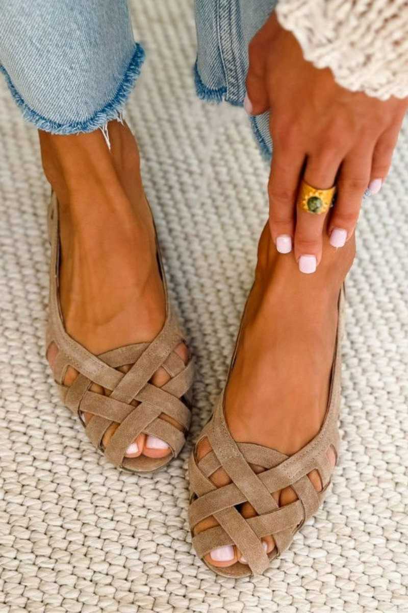 Mia | INTERWOVEN STRAP FLAT SANDALS