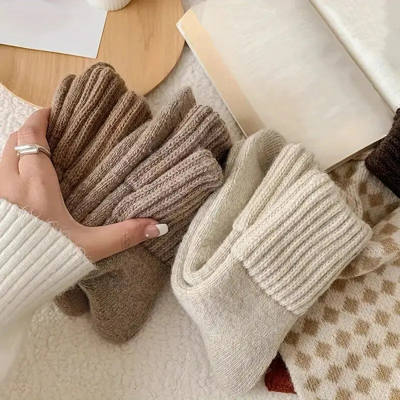 Nella | Winter Socks