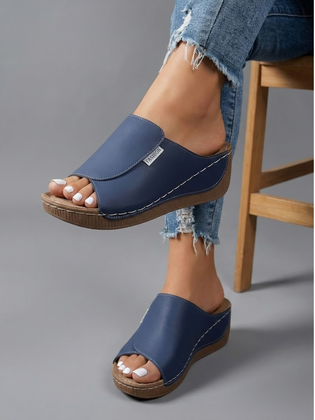Vermeer Mode | Handmade Orthopaedic Sandals Saara