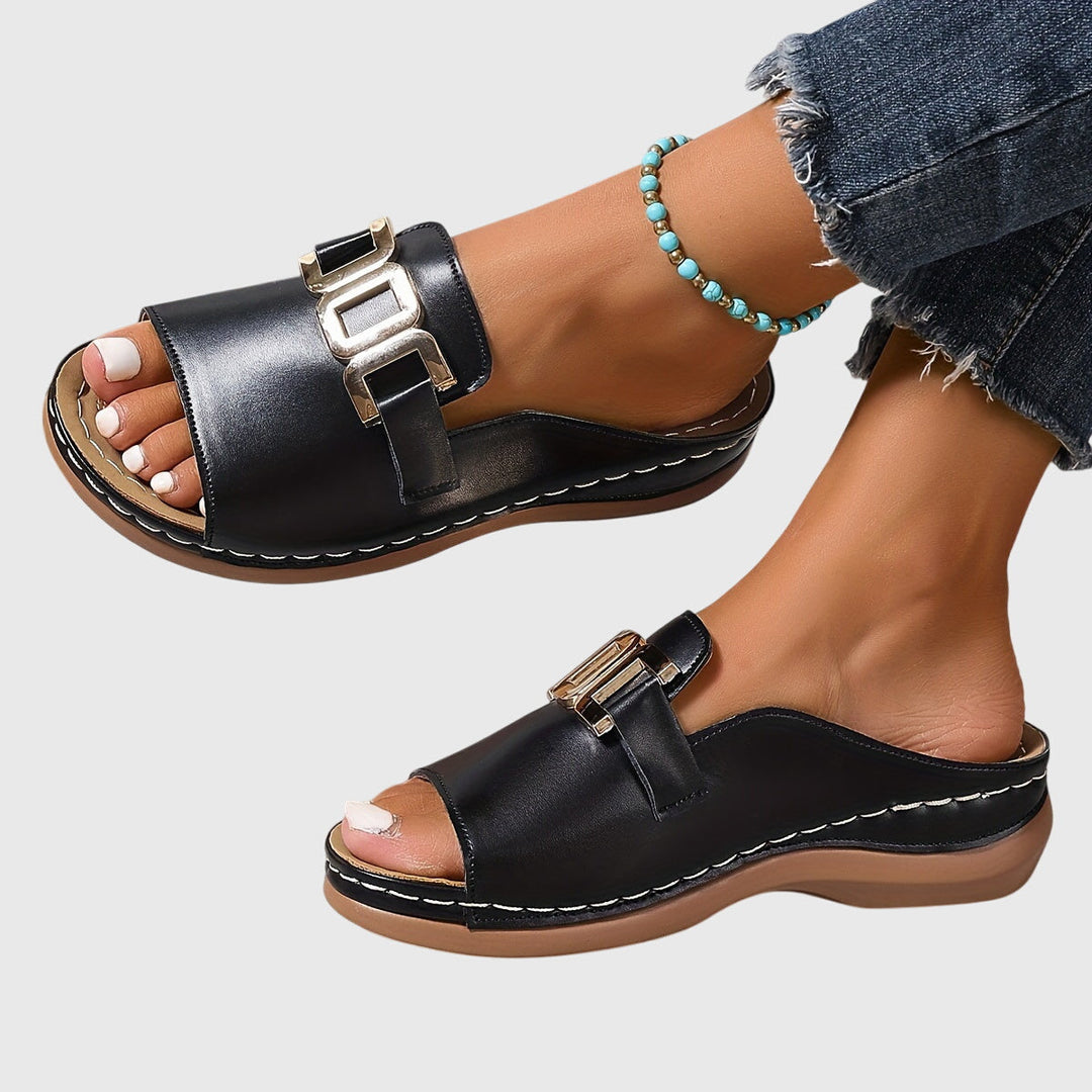 JUDI - COMFY BUCKLE SANDALS