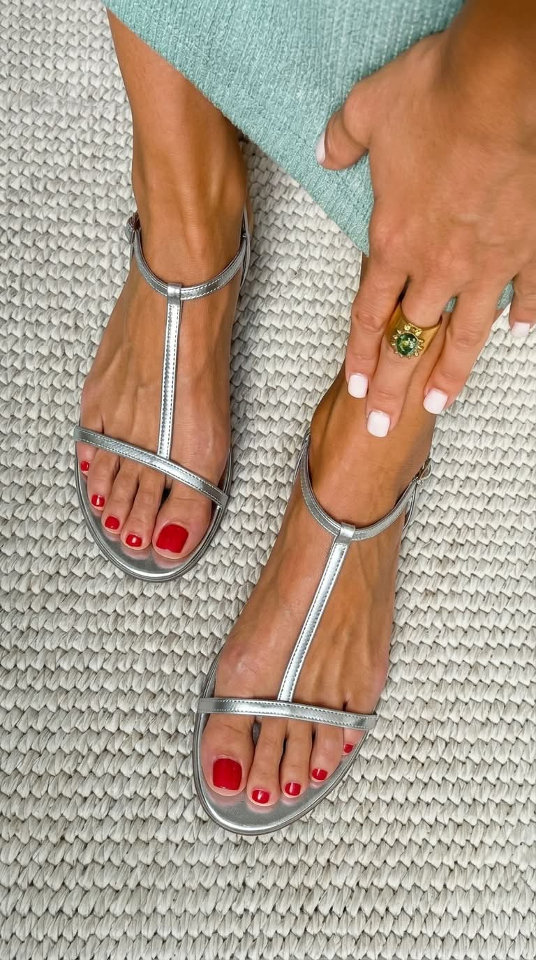 Melissa | Flat Metallic Sandals with T-Straps for Summer