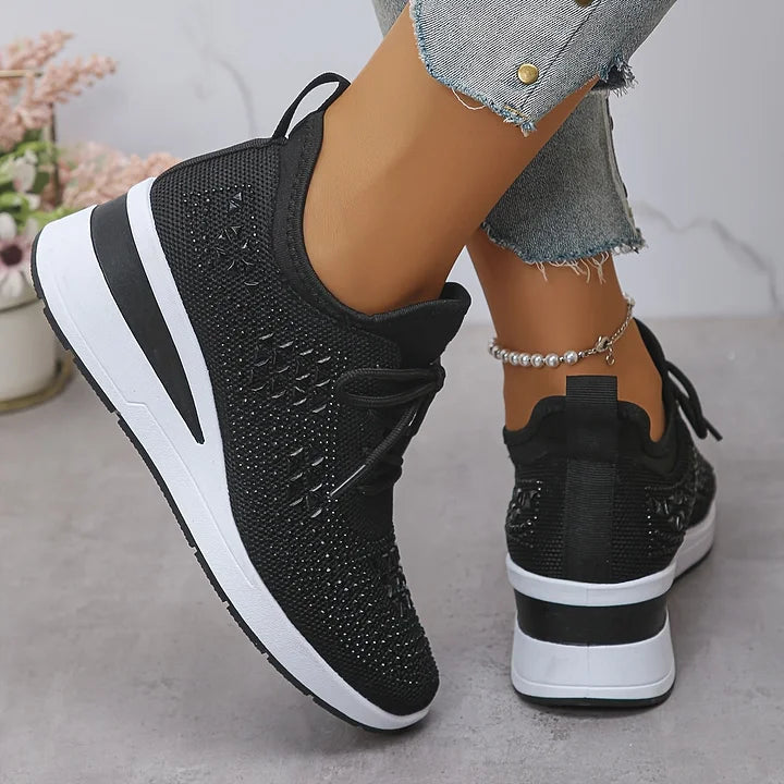 Assina | Comfortable trainers with rhinestone details