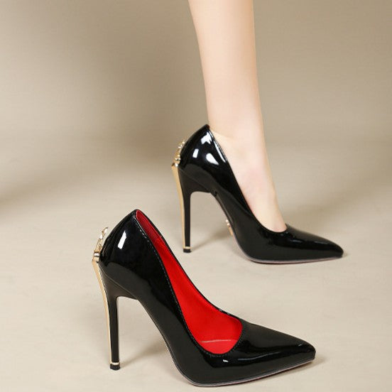 Noire Heels