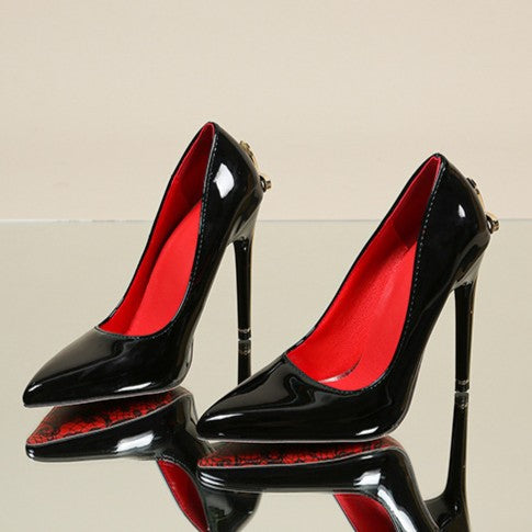 Noire Heels