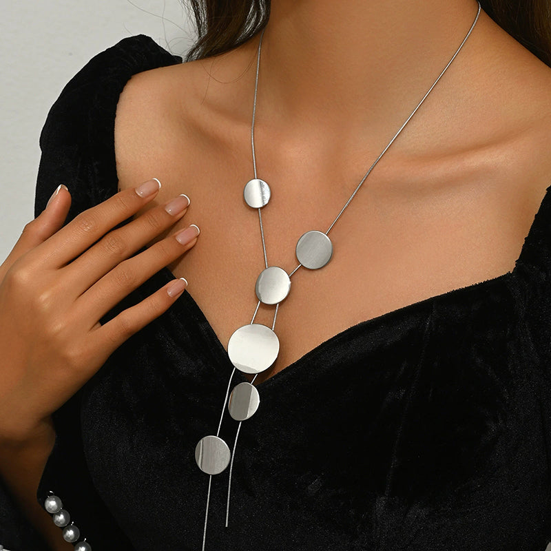 Amara | Layered Disc Necklace