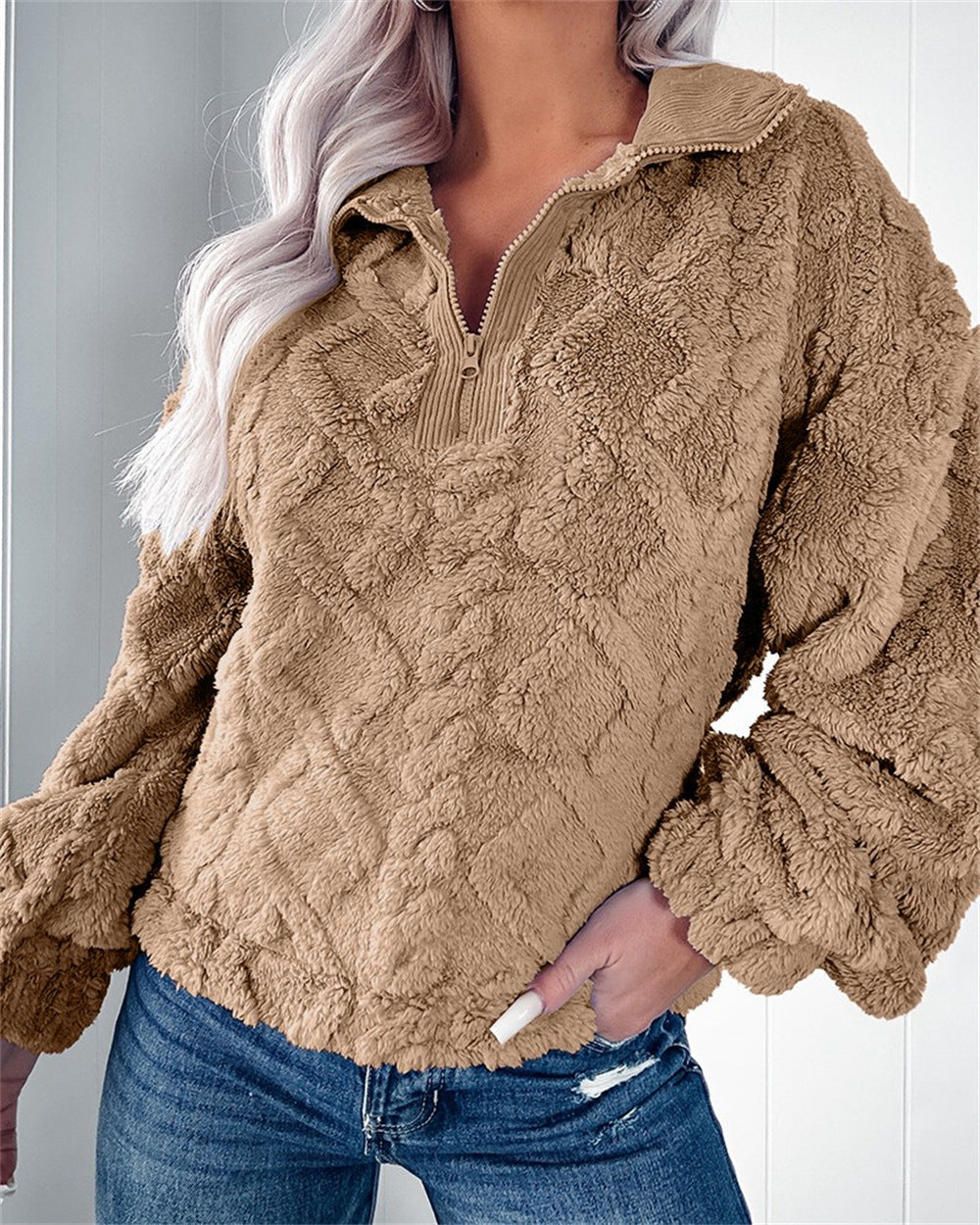 Della | Zip-Neck Fleece