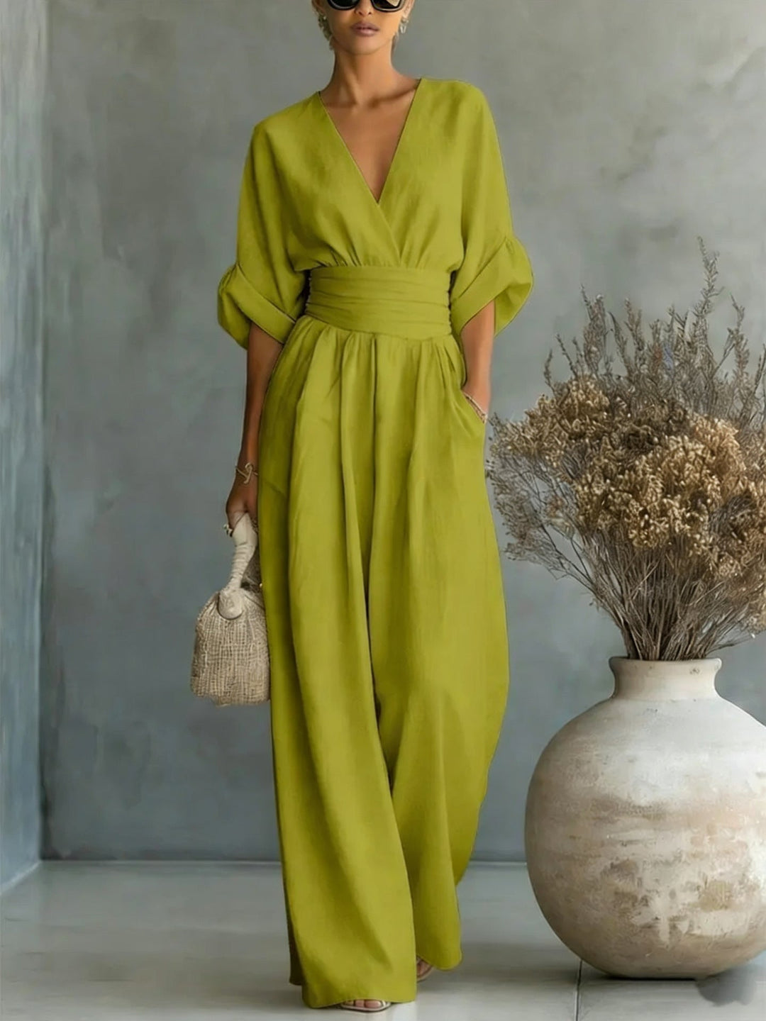 Blaine | Elegant V-Neck Dress Backless with Flowing Sleeves