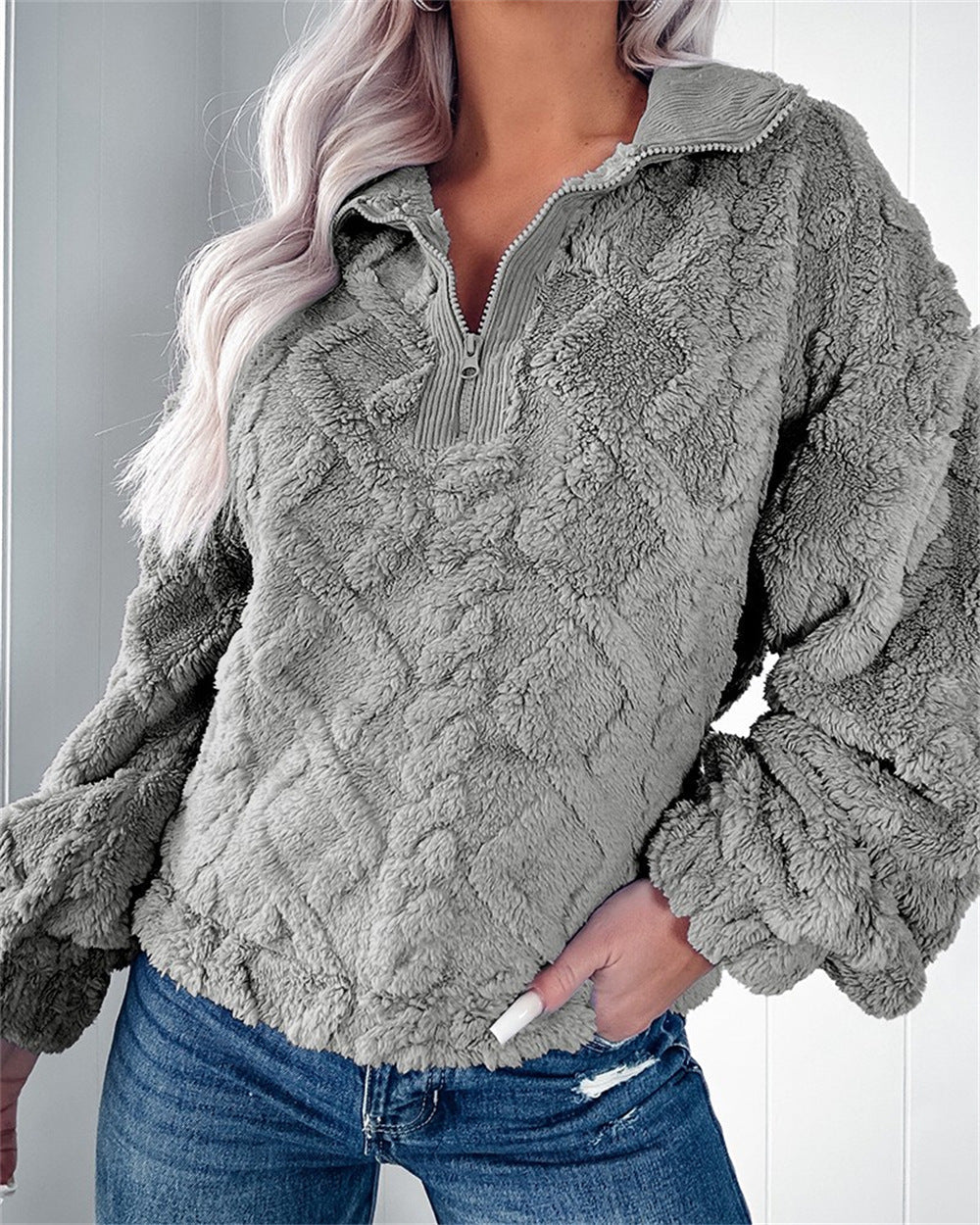 Della | Zip-Neck Fleece