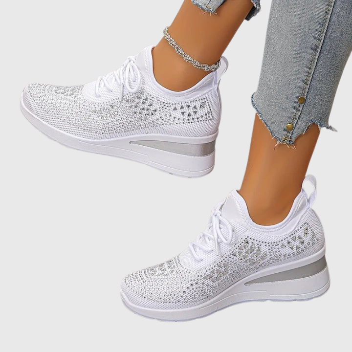 Assina | Comfortable trainers with rhinestone details