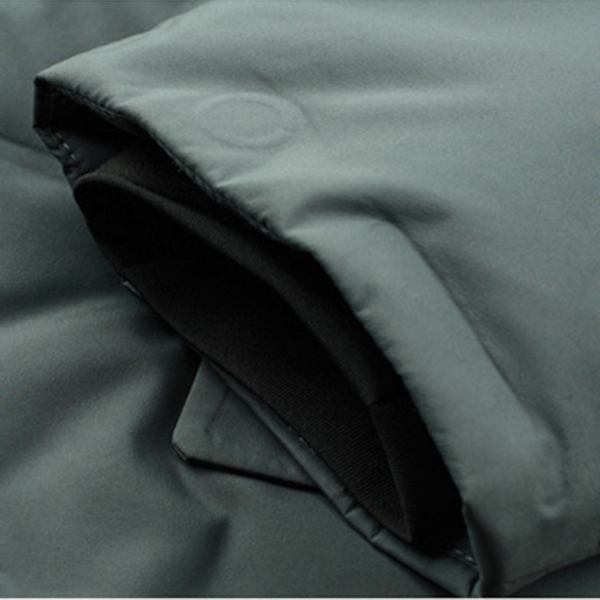 Sharp Focus | Urban Windbreaker