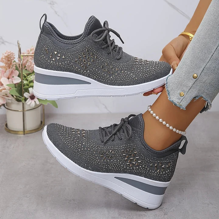 Assina | Comfortable trainers with rhinestone details