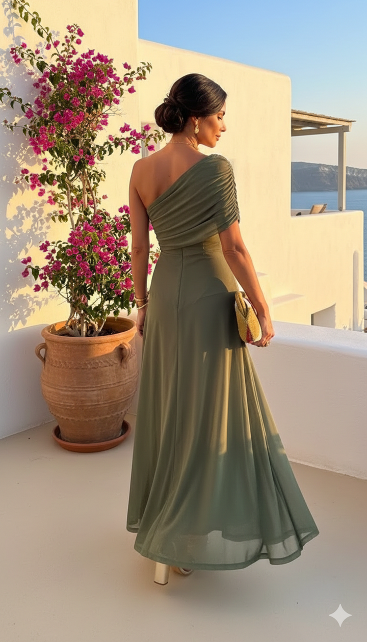 Uma - Elegant long flowing dress
