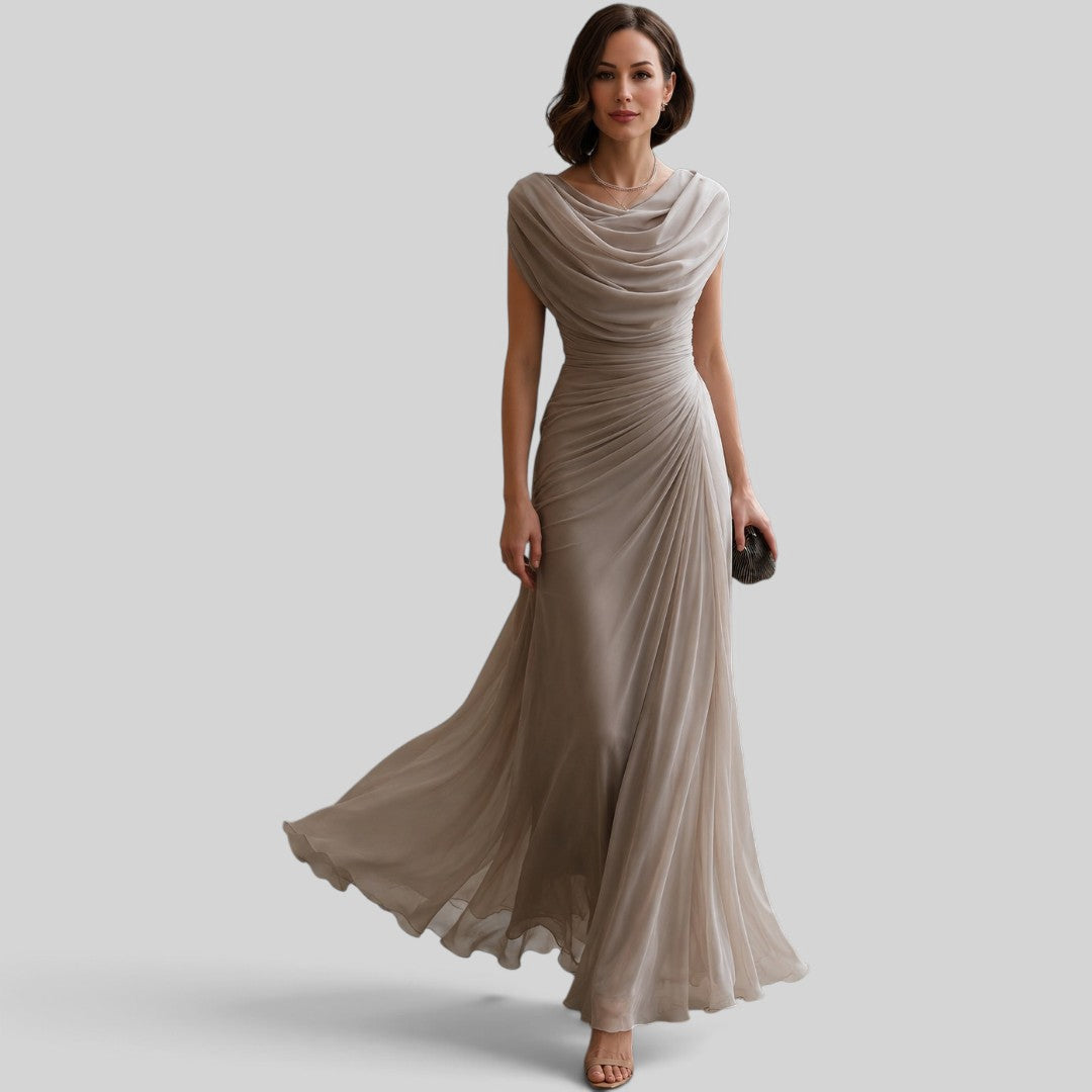 Etela | Elegant Maxi Dress